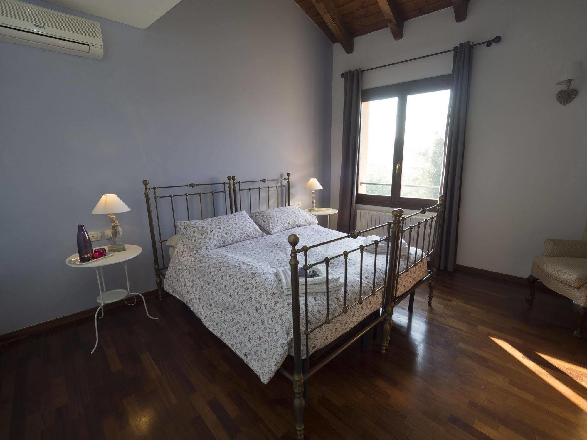 산레자로디사베나 Locanda Castel De Britti 게스트하우스 외부 사진